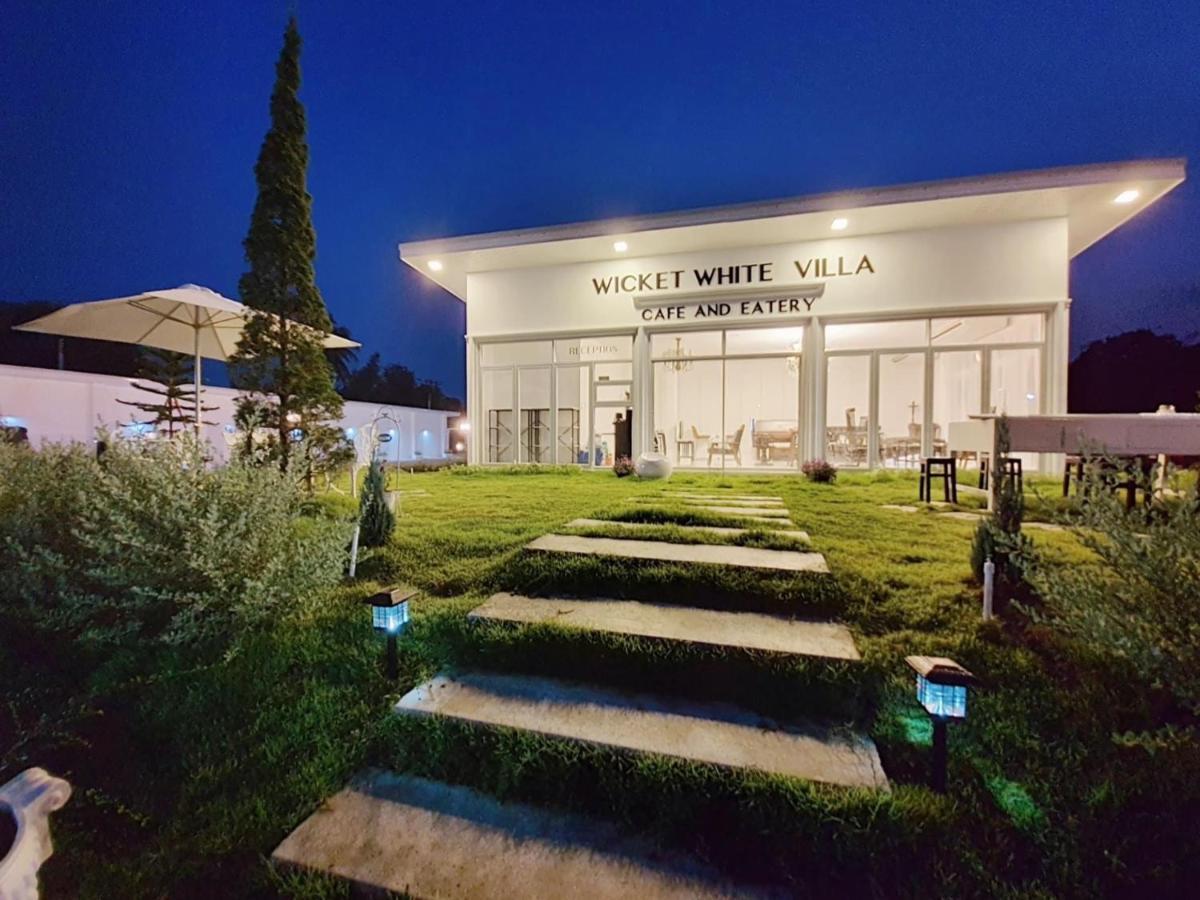 Wicket White Villa Photharam Exterior photo